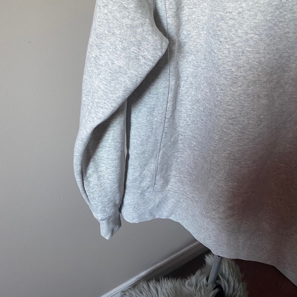 H&M sweatshirt - Picture 3 of 9